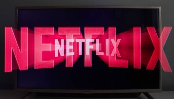 Netflix зняв документальний серіал про холодну війну: в ньому з’явиться Зеленський