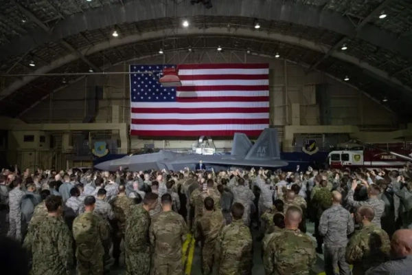 Зустріч Путіна і Трампа відбудеться на військовій базі в Анкориджі - CNN 