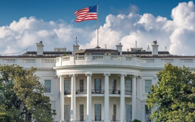 Адміністрація Трампа тимчасово зняла деякі обмеження з російських банків.