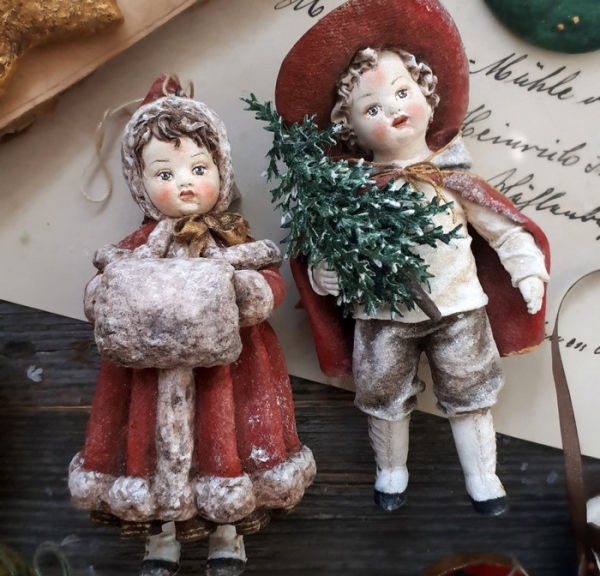 За словами Анни Кляус, герої колекції «Різдвяні історії» ніби зійшли зі старовинних листівок