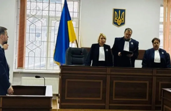 Прокуратура оскаржить 15-річний вирок вітчиму за систематичне знущання з дітей.