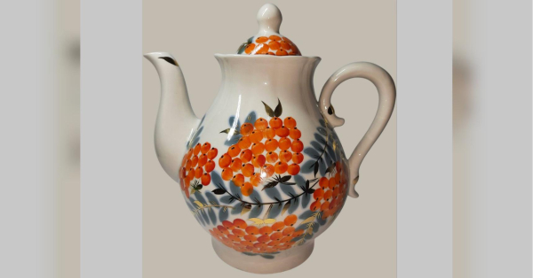 Імовірно, кераміка з плодами, що мають репутацію міцного захисту, трапляється і у вашому домі, — дослідниця Людмила Карпінська-Романюк.