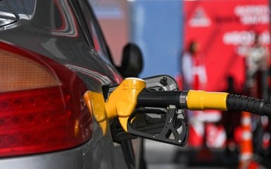 Україна подовжила заборону на вивіз російського бензину й дизпалива ще на два місяці.