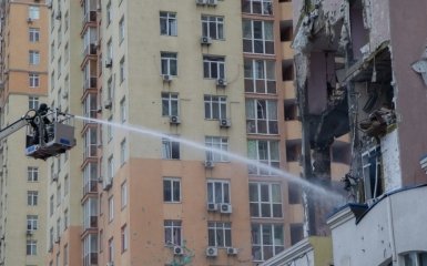 Більше десятка висоток у Києві понівечені через атаки РФ — відео