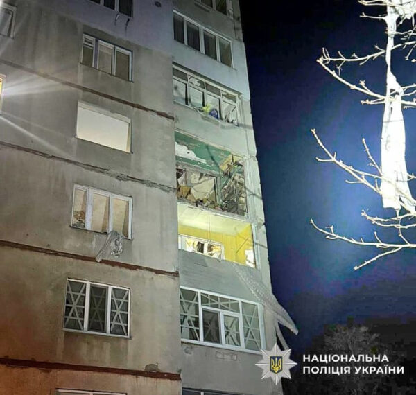 Харків: в багатоповерхівці вибух, імовірна причина – газоповітряна суміш.