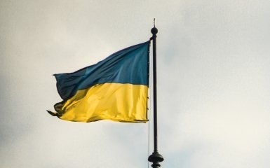 Переважна частина чехів вимагає від уряду подальшої допомоги Україні.