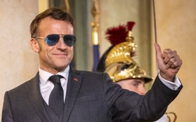 Макрон заявив про підготовку до переговорів з Путіним