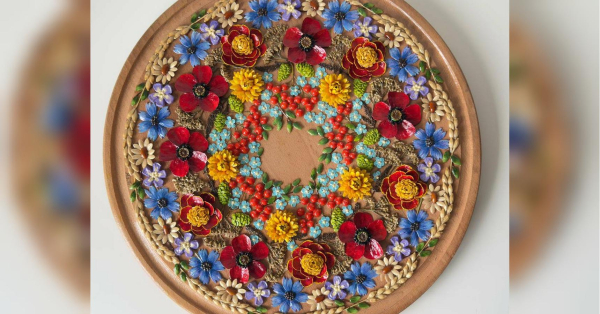 “Я роблю оберегові панно з зерна”, — мисткиня Наталя Тесленко