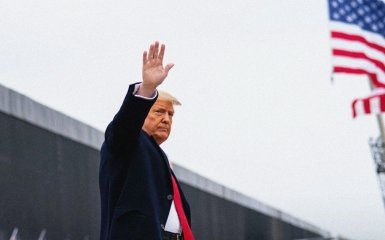 Трамп стверджує, що відвернув ядерну катастрофу для України.