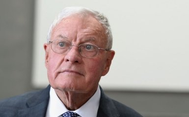 Келлог звернувся до Зеленського з проханням не відкликати українські війська з Донеччини.