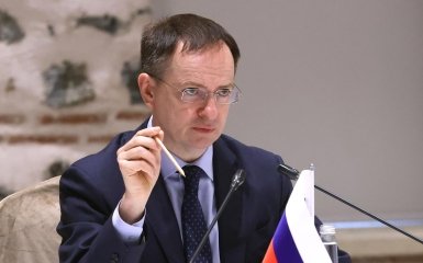 Росія заявляє про вкрай напружені перемовини з Україною.