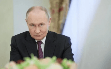 Сенатор Кунс: Путін програв стратегічно у війні з Україною.