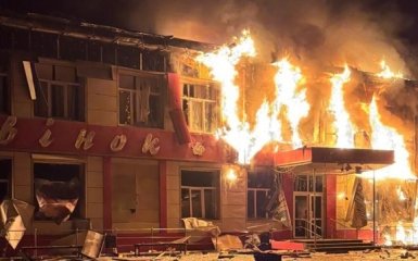 Російські дрони атакували крамницю в Барвінковому: семеро поранених