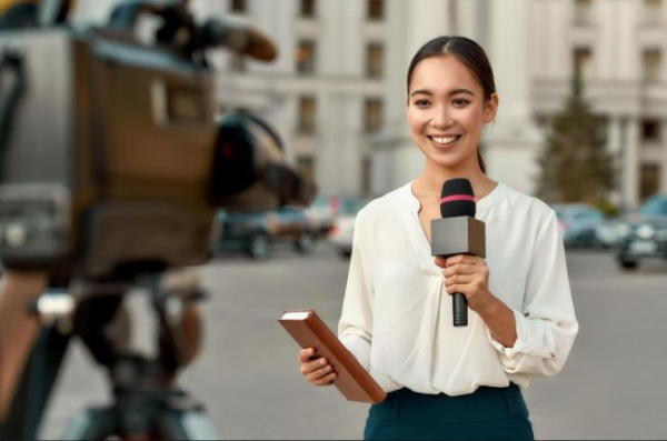 Що таке журналістика та як працює журналіст?