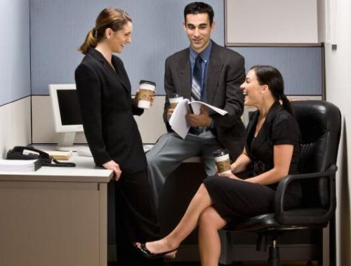 Про що не варто говорити в офісі?