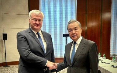 Китай запевнив Україну в підтримці з огляду на російські напади