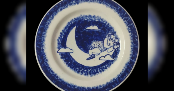 “Декоративні тарелі Яніни Баргілевич додають домашнього тепла”, – збирачка Людмила Карпінська-Романюк.