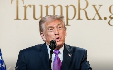 Трамп: Україні варто оперативно розпочати перемовини.