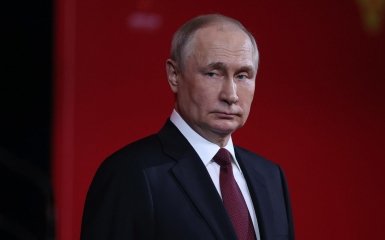 Путін страшить росіян щодо української “атомної складової”.