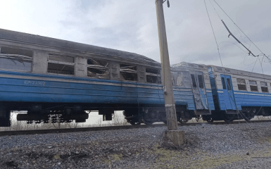 Російський дрон атакував поїзд на Дніпропетровщині: є жертва та травмовані