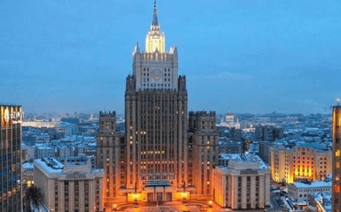 Росія розлютилась на французького та британського послів через вибухи в Брянську.