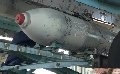 Російська авіація вдарила керованими авіабомбами по Сумщині: є троє поранених