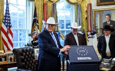 Трамп: Зеленський — найменш бажаний помічник.