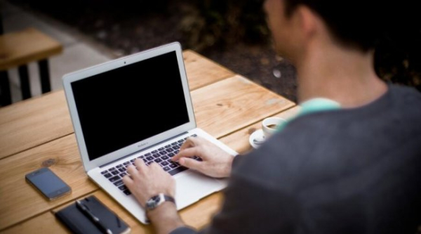 Які онлайн-професії є затребуваними?