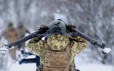 Оборонці поцілили в російські РЛС комплексу С-300 — відеозапис