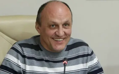 Старший тренер збірної України зі спортивної гімнастики Лаврухін ганебно втік до Білорусі