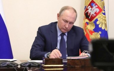 Путін не виграв від злету нафтових цін.