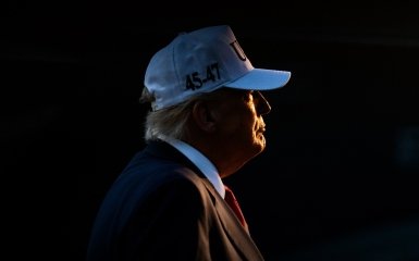 Трамп вирішив продовжити перемир’я з Іраном