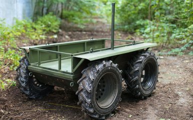 За сприяння Червоного Хреста. Українські воїни визволили стареньку мешканку Донеччини — ролик