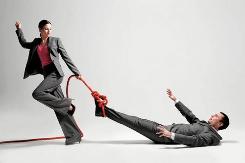 Програми з управління людьми