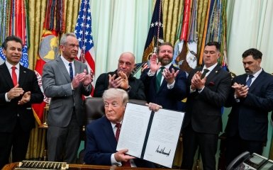 Трамп “презентував” Путіну додаткові 10 мільярдів на війну з Україною.