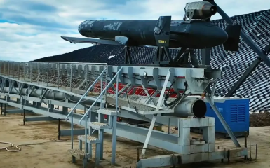 Зеленський і Ко кепкують з новітньої російської “Герані-5”