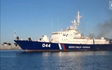 СБУ оприлюднила відео атаки на російський сторожовий корабель.