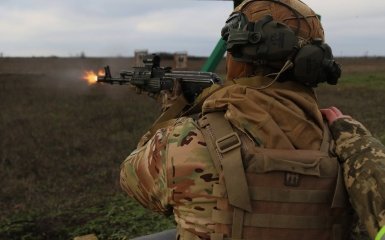 Українські воїни відбили більш як пів сотні ворожих наступів зранку.
