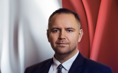 Navrotskyj zvidusimye pozbyty Zelenskoho nayvyshchoi derzhavnoi nahorody Polshchi