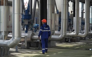 Газпромівське підприємство на Астраханщині знов припинило роботу через український удар.