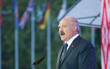 У Лукашенка заявили про атаку українських безпілотників.