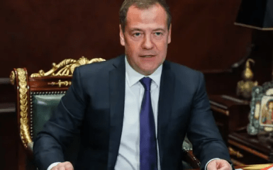 Medvedev cynically threatens the EU with new strikes amid the drone explosion in Romania