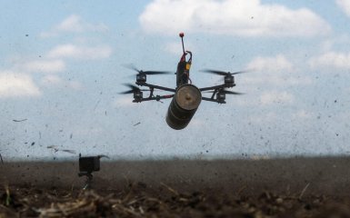 Херсонський супермаркет атаковано дроном РФ: є четверо постраждалих