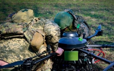 Українські воїни відбили більше 50 наступів російської армії зранку.