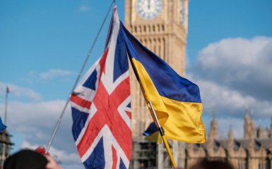 Велика Британія поставить Україні 150 тисяч безпілотників, понад 350 протиповітряних ракет та радарів.