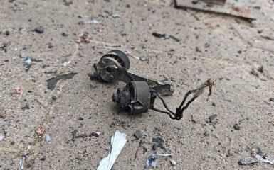 Росіяни завдали удару дронами по Херсону, є постраждалі.