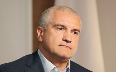 Аксьонов повідомив, що АЗС у Криму більше не продаватимуть пальне