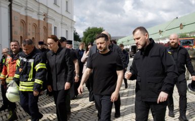 Зеленський у Києво-Печерській Лаврі: Відповідь на російську атаку неминуча