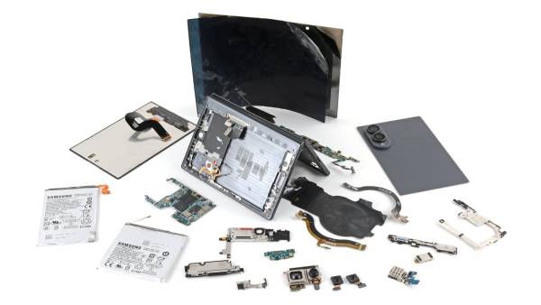 iFixit розібрала Galaxy Z Fold8: це віщує виклики для Apple