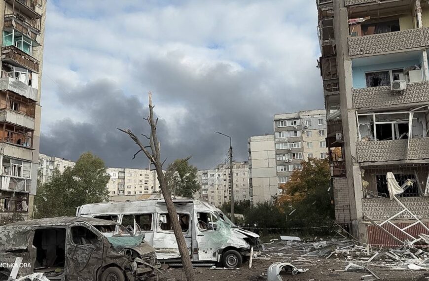 Російські удари забрали життя щонайменше п’ятьох українців, ще 30 зазнали поранень